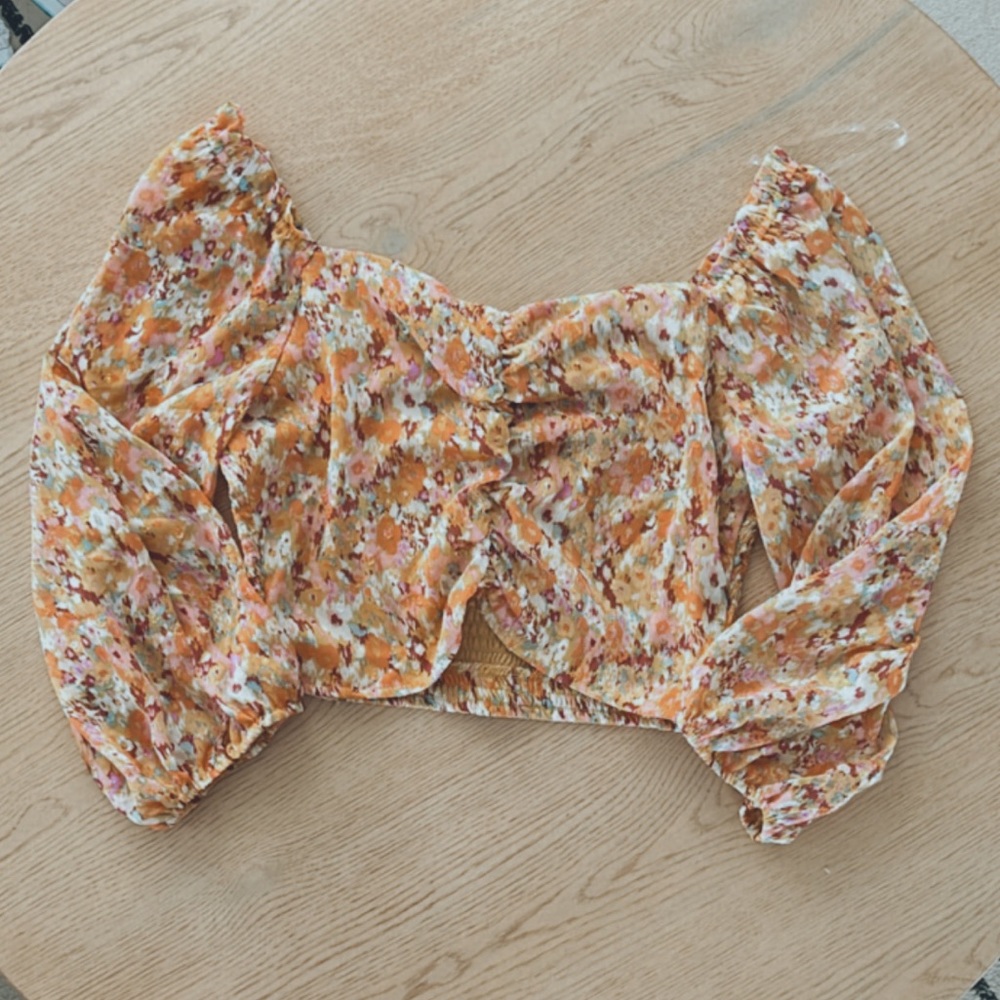 NWOT Lush crop top